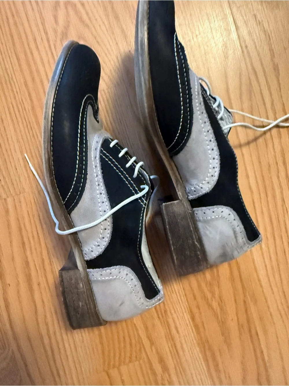Two-Tone Black and Gray Wingtip Italian Oxfords - 38